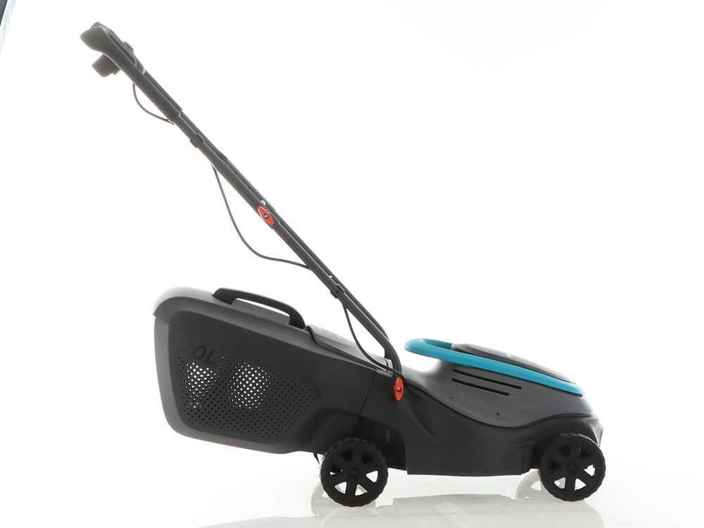 Gardena PowerMax 32/1200 Elektro-Rasenmäher – 32 cm Schnittbreite – zum Schieben – mit Fangkorb – Ansicht 3