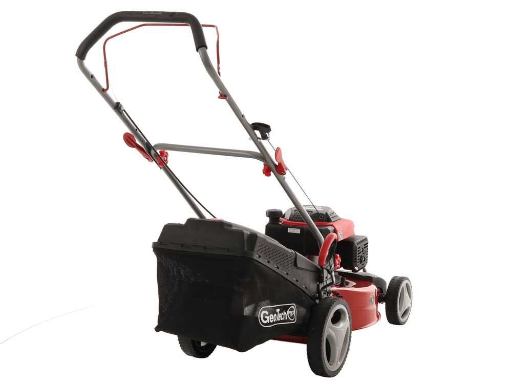GeoTech Pro S46-140B Benzin-Rasenmäher – 46 cm Schnittbreite – zum Schieben – mit Fangkorb – Ansicht 3