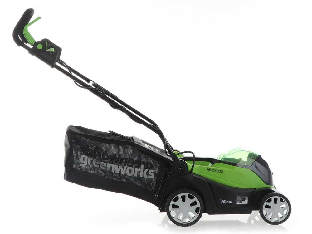 Greenworks G48LM36K2 Akku-Rasenmäher – 36 cm Schnittbreite – zum Schieben – mit Fangkorb – Ansicht 3