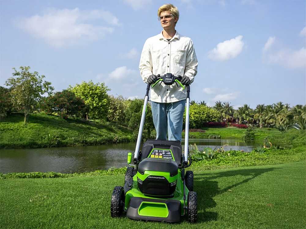 Greenworks GD60LM46SPK4 Akku-Rasenmäher – 46 cm Schnittbreite – Heckantrieb – mit Fangkorb – Ansicht 5