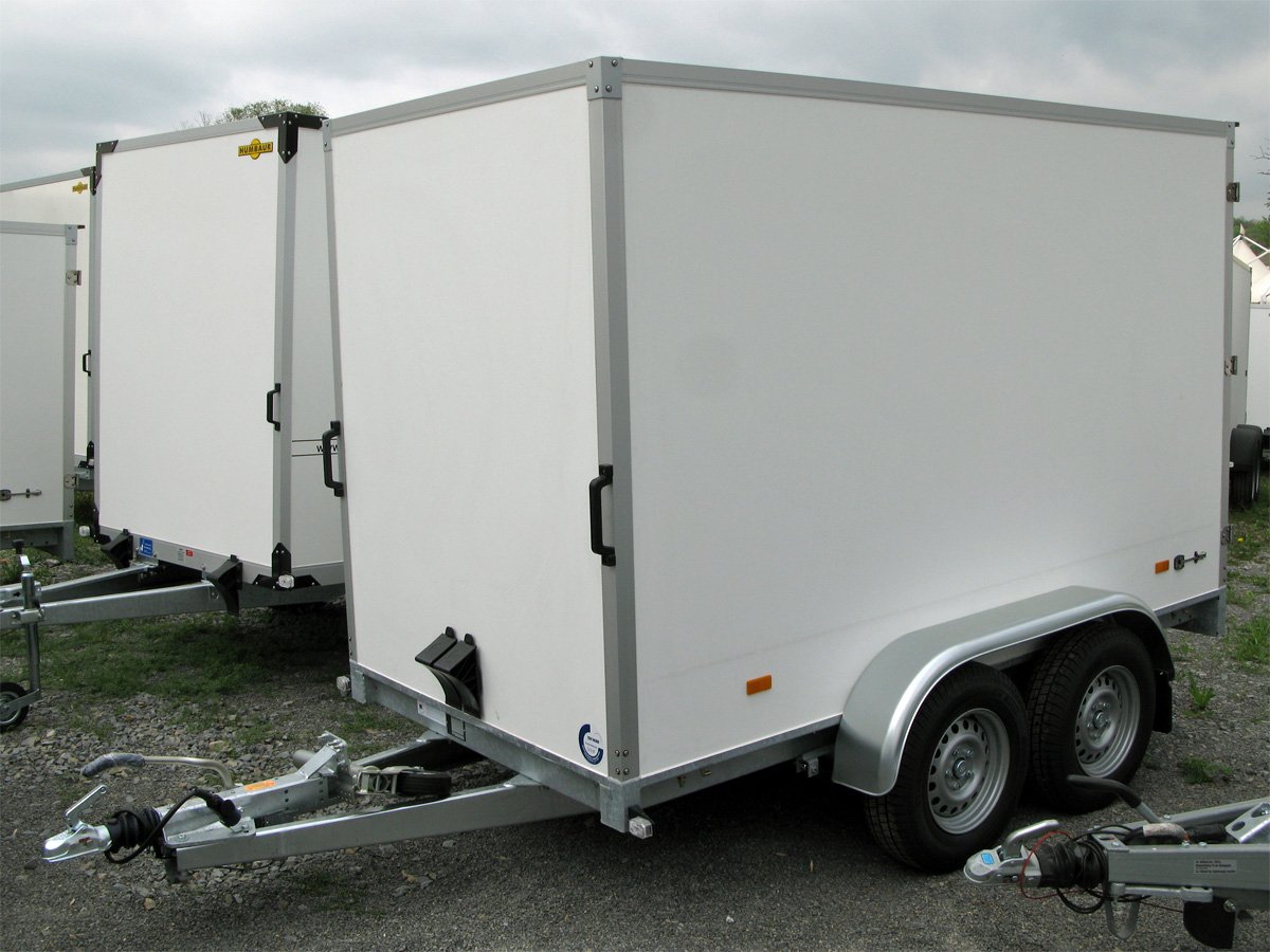 Hapert Kofferanhänger Sapphire L-2 - 2000 – Ladefläche 250 × 150 cm – 2000 kg – Tandemachser – Ansicht 1