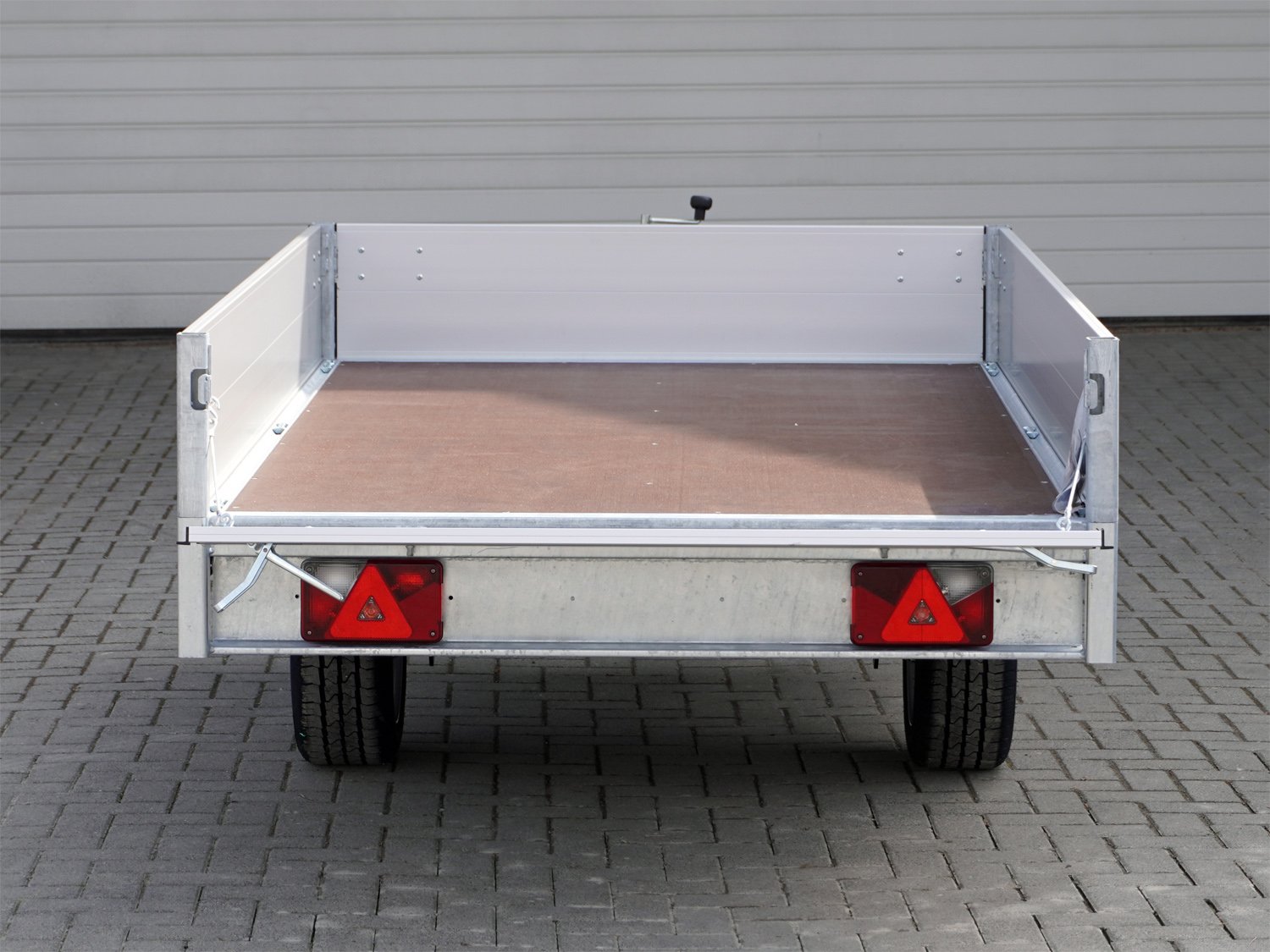 Hapert Pritschenhochlader Azure H-1 – 1350 – 2600 x 1500 – niedriges Fahrwerk – Ladefläche 260 × 150 cm – 1350 kg – Einachser – Ansicht 5