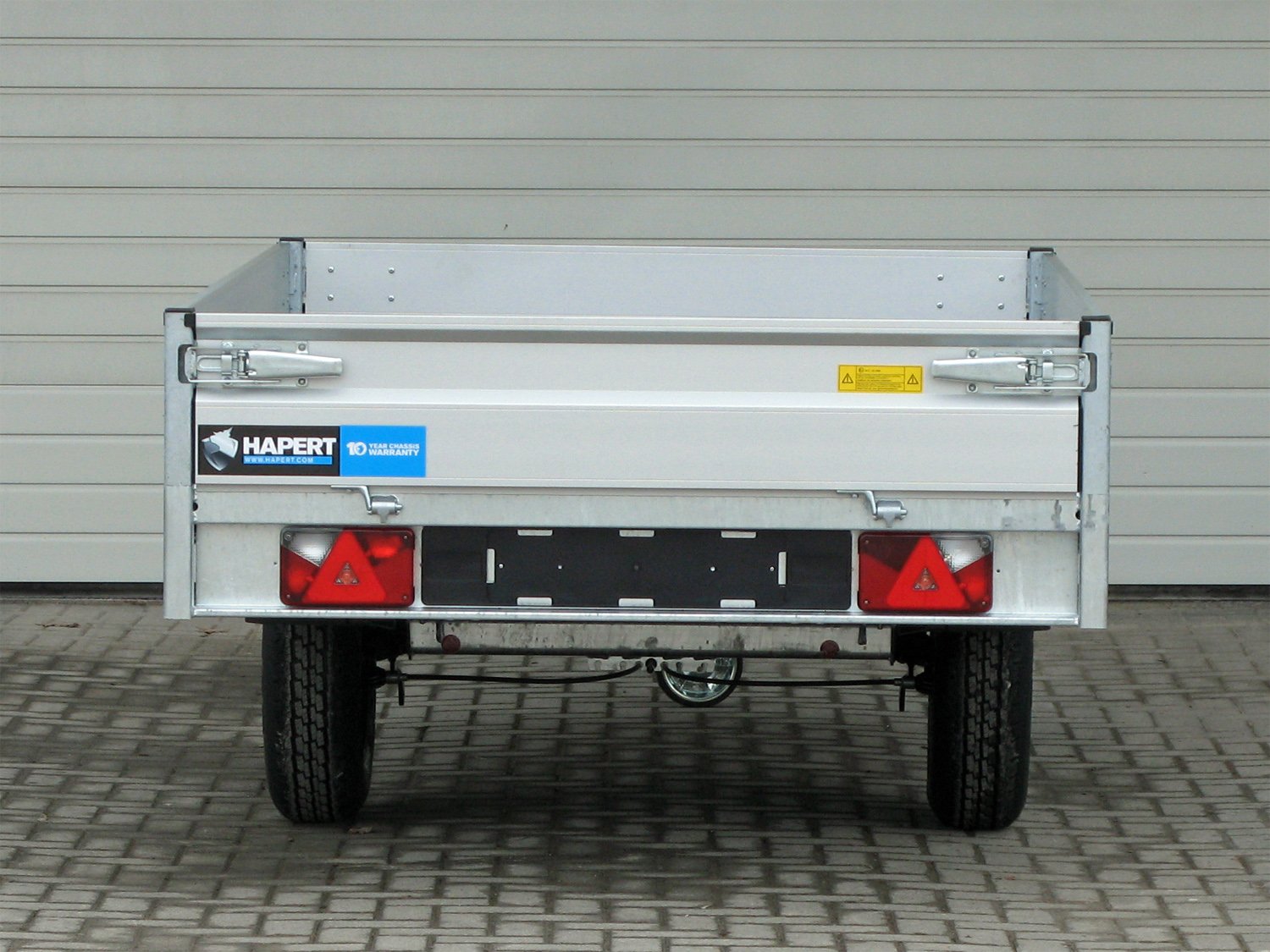 Hapert Pritschenhochlader Azure H-1 - 1500 - 2600 x 1500 – Bereifung 185R14C – Ladefläche 260 × 150 cm – 1500 kg – Einachser – Ansicht 3