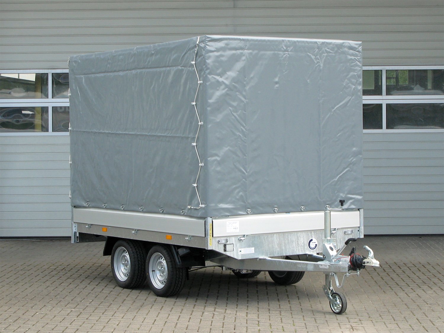 Hapert Pritschenhochlader Azure H-2 - 2000 - 2800 x 1800 – Hochplane - niedriges Fahrwerk – Ladefläche 280 × 180 cm – 2000 kg – Tandemachser – Ansicht 1