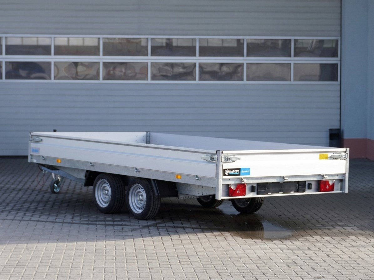 Hapert Pritschenhochlader Azure H-2 – 2700 – 4050 x 2000 – niedriges Fahrwerk – Ladefläche 405 × 200 cm – 2700 kg – Tandemachser – Ansicht 2