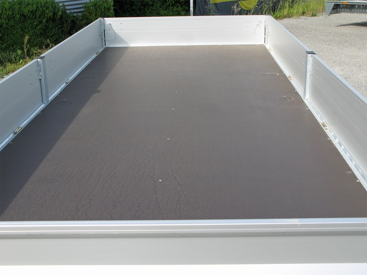 Hapert Pritschenhochlader Azure H-2 - 2700 - 5050 x 2000 – Mittelrungen niedriges Fahrwerk – Ladefläche 505 × 200 cm – 2700 kg – Tandemachser – Ansicht 5