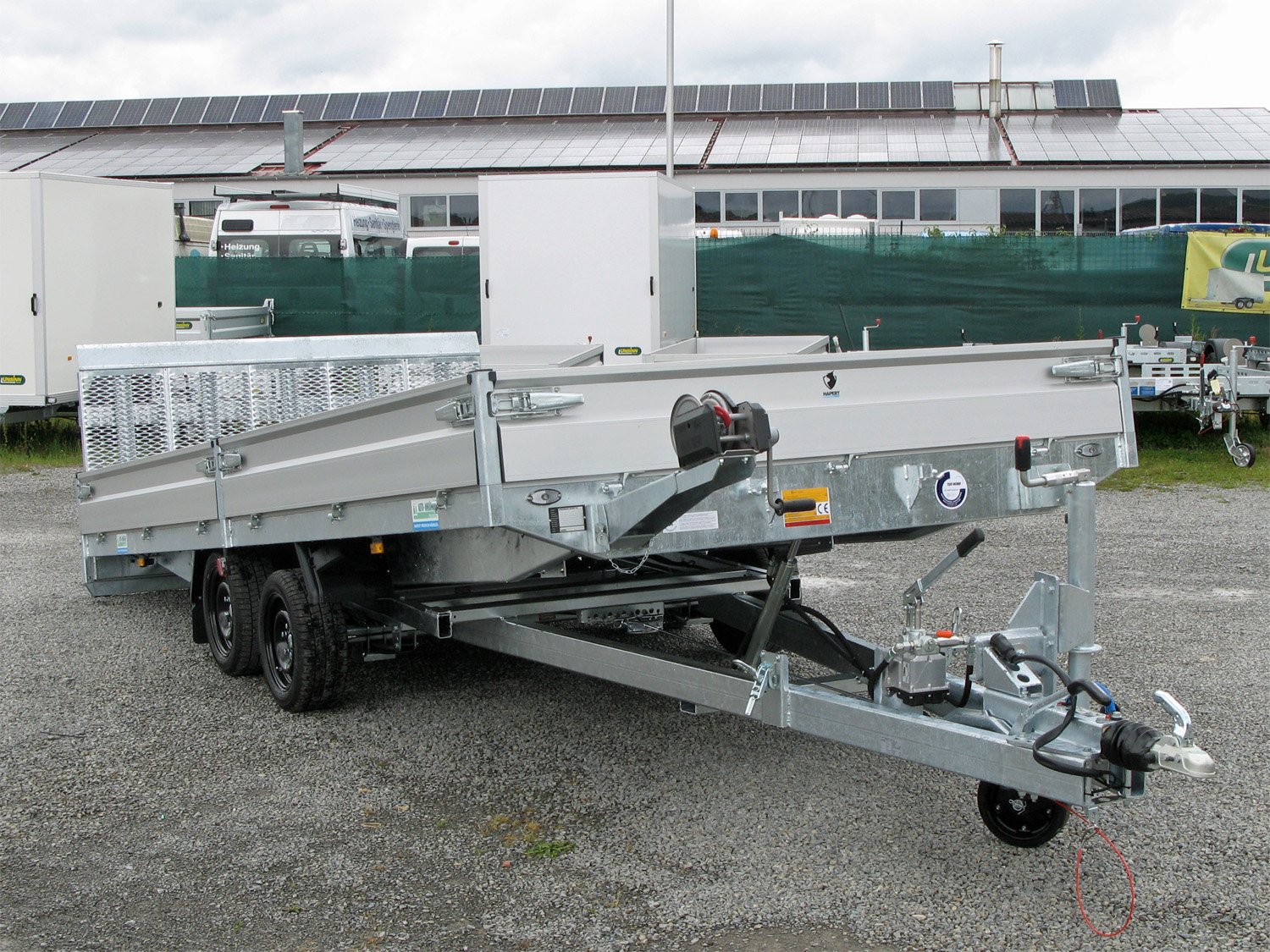 Hapert Universaltransporter Indigo HT-2 - 3500 - 5050 x 2210 – Kipphydraulik, Parabelfederung, Bordwände Rampe – Ladefläche 505 × 220 cm – 3500 kg – Tandemachser – Ansicht 5