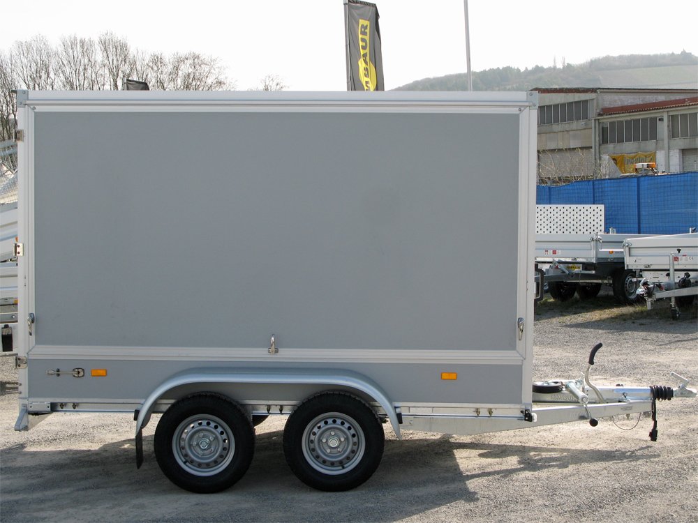 Hapert Verkaufsanhänger Sapphire L-2 - 2000 – mit Verkaufsklappe – Ladefläche 300 × 150 cm – 2000 kg – Tandemachser – Ansicht 3