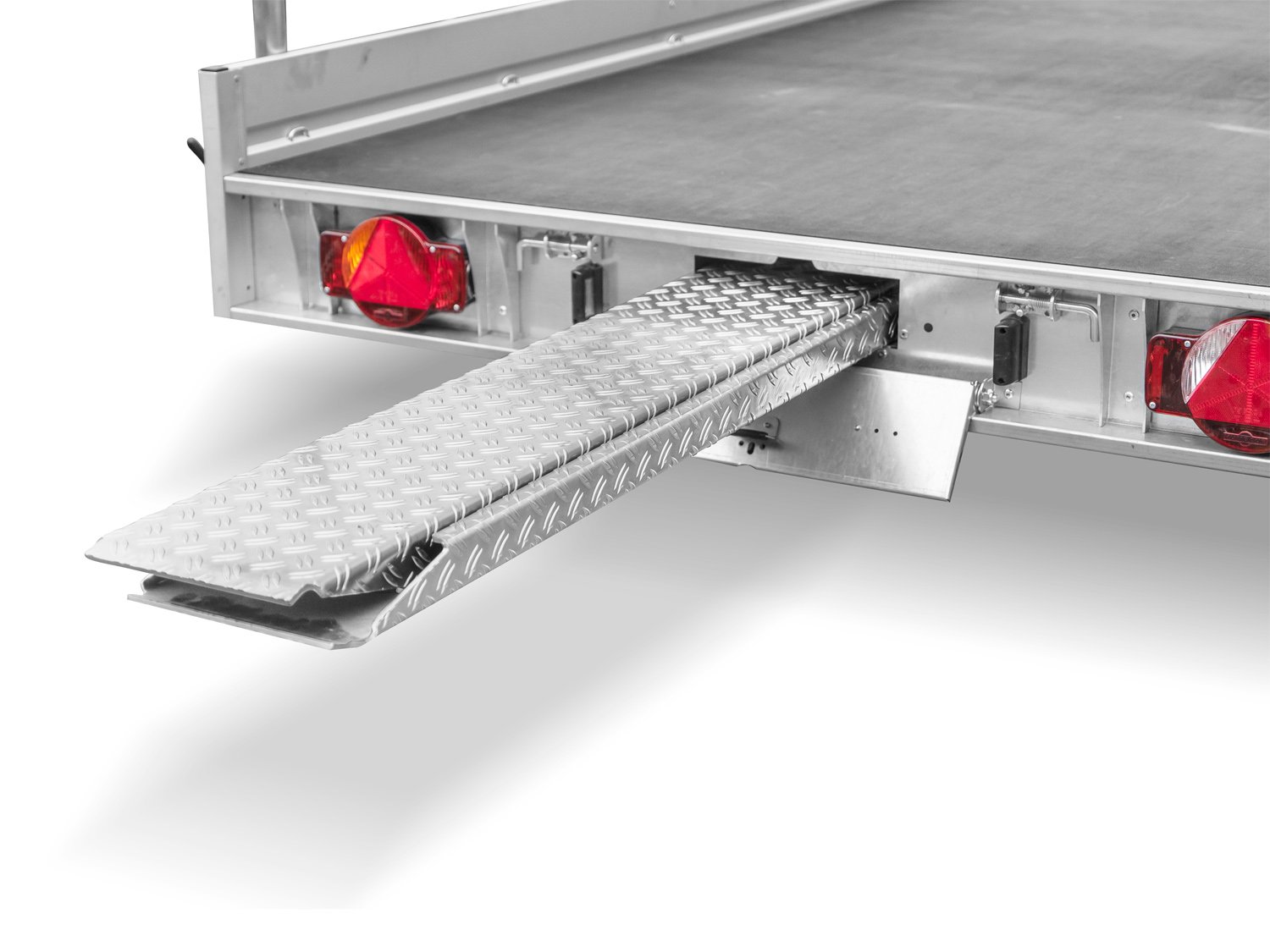 Humbaur Autotransporter KFT153117 – Fahrzeugpaket mit 2 Rampen – Ladefläche 311,5 × 176,5 cm – 1500 kg – Einachser – Ansicht 4