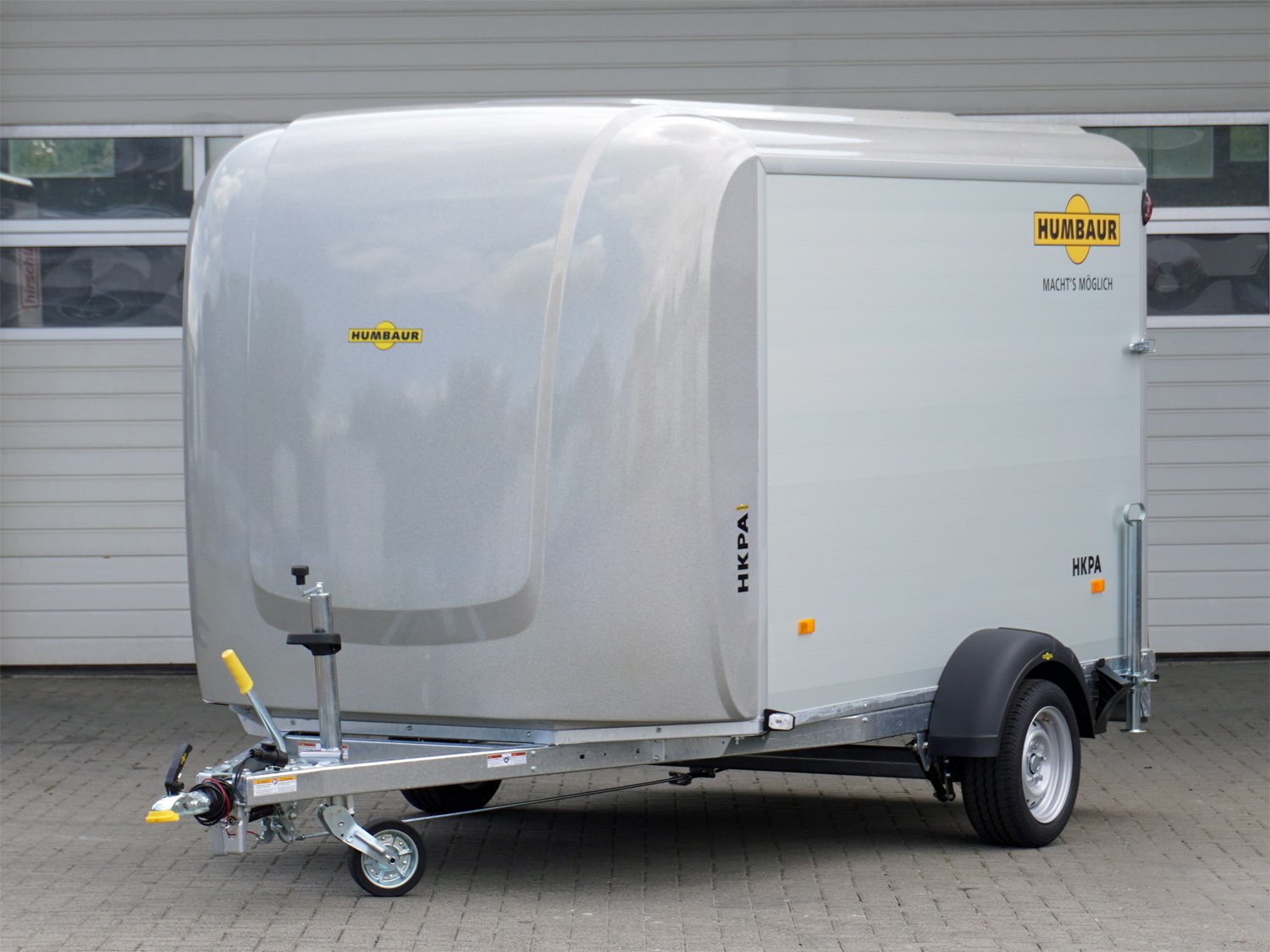 Humbaur Kofferanhänger HKPA 153217 Color Selection – Rampe dreh- u. schwenkbar – Ladefläche 328 × 177 cm – 1500 kg – Einachser – Ansicht 2