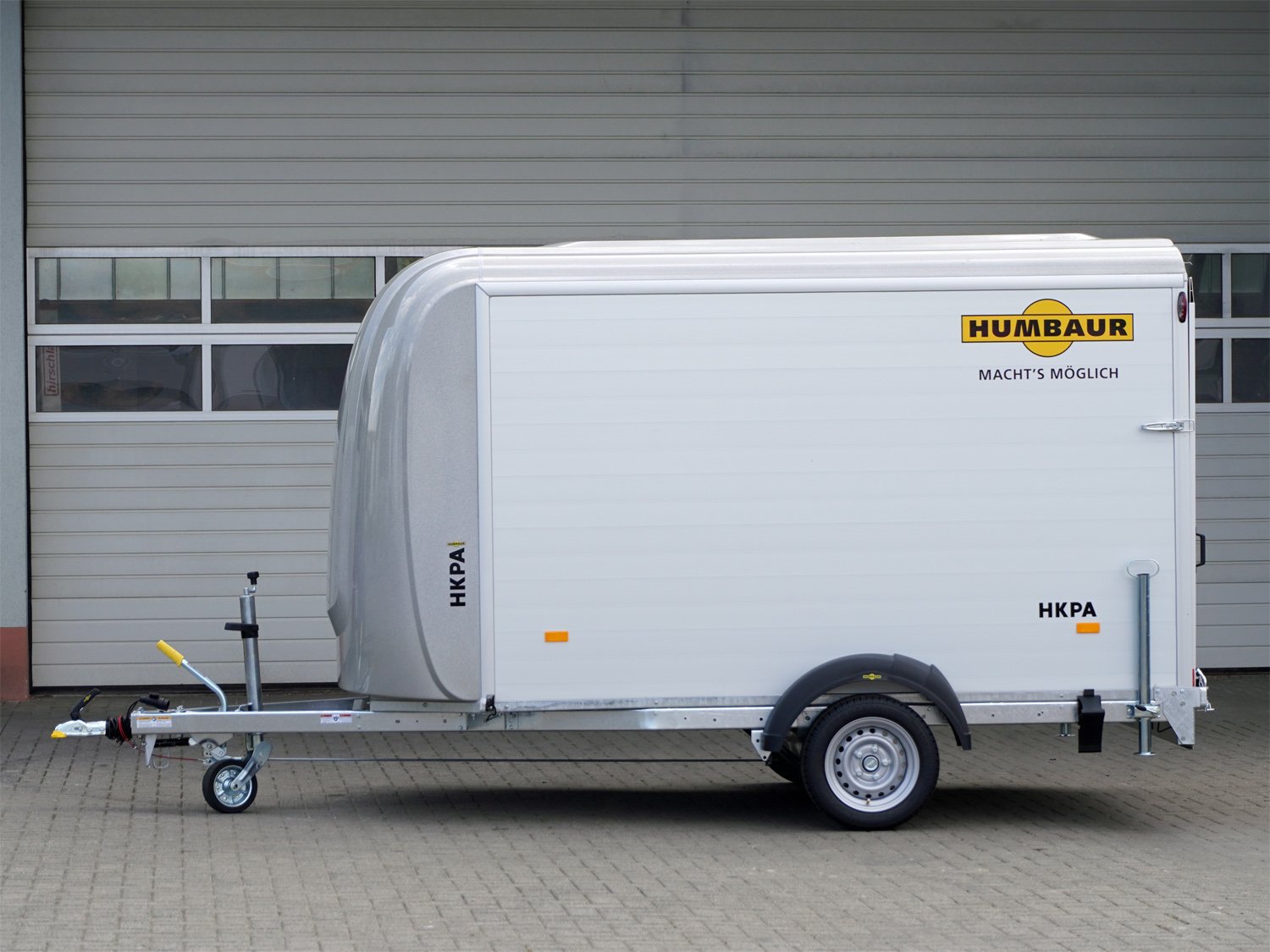 Humbaur Kofferanhänger HKPA 153217 Color Selection – Rampe dreh- u. schwenkbar – Ladefläche 328 × 177 cm – 1500 kg – Einachser – Ansicht 3