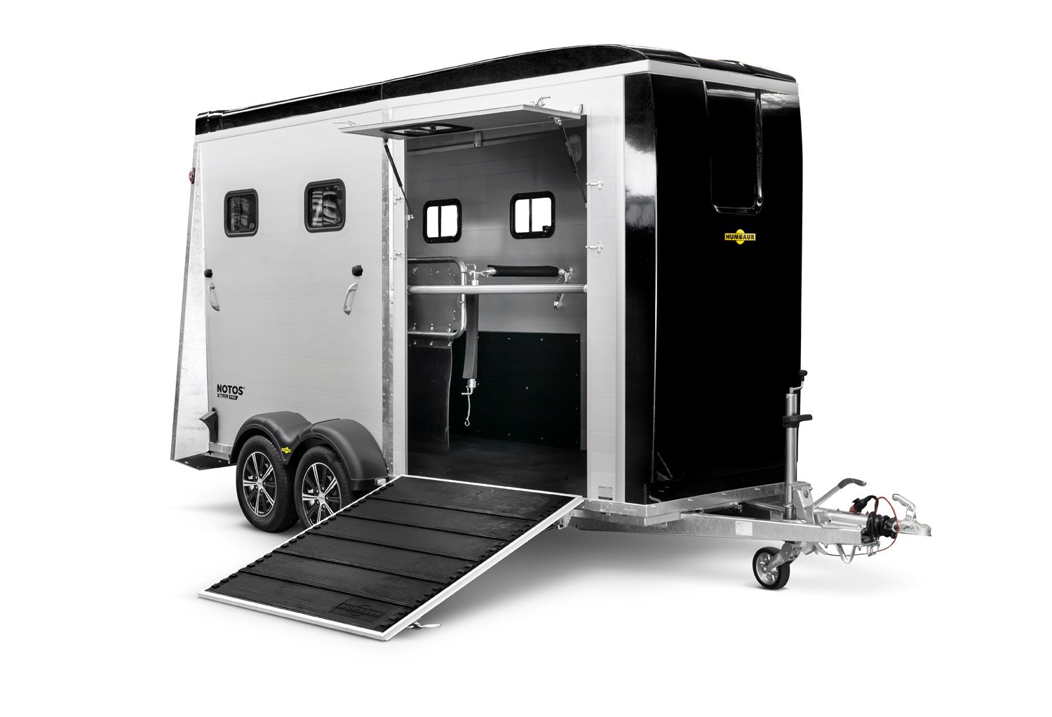 Humbaur Pferdeanhänger Notos Xtra PRO 2700 – Ladefläche 413,2 × 171,4 cm – 2700 kg – Tandemachser – Ansicht 2