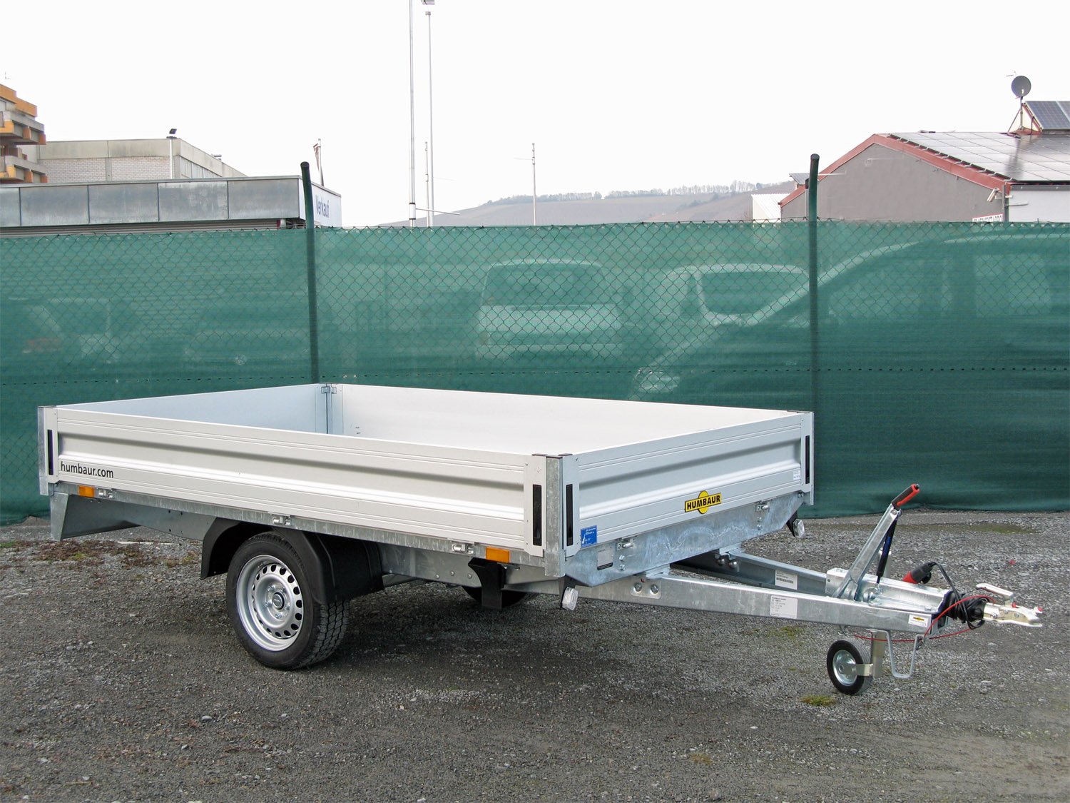 Humbaur Pritschenhochlader HN152616 – Einachshänger Alu Hochlader niedrig – Ladefläche 265 × 165 cm – 1500 kg – Einachser – Ansicht 1