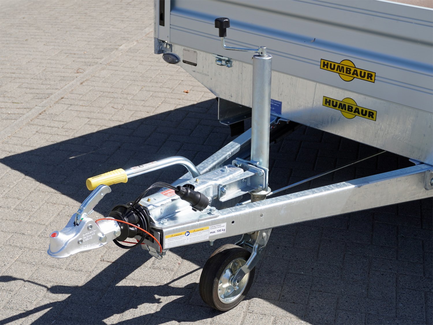 Humbaur Pritschenhochlader HN356221 GR – geschweißter Rahmen, 14 Zurringe – Ladefläche 622 × 207 cm – 3500 kg – Tandemachser – Ansicht 4