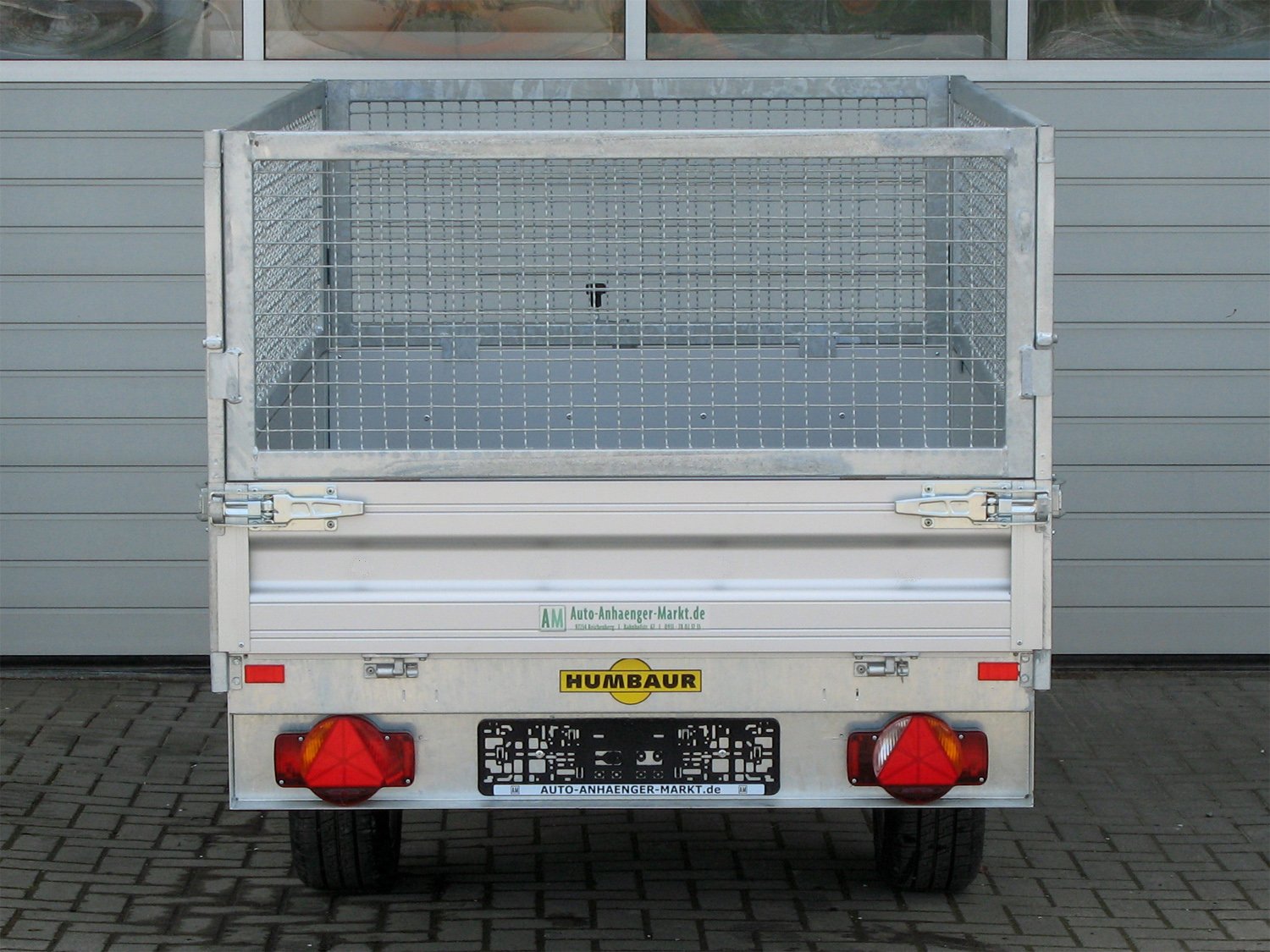 Humbaur Pritschenhochlader HU132314 – 13 Zoll Gitteraufsatz 600 mm – Ladefläche 230 × 140 cm – 1300 kg – Einachser – Ansicht 4