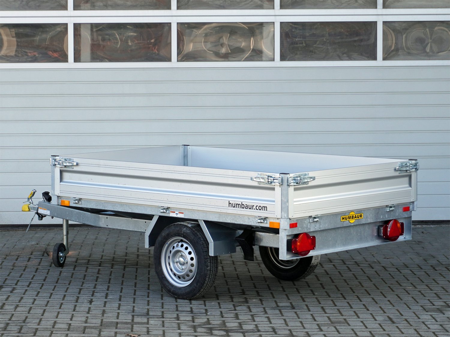 Humbaur Pritschenhochlader HU752314 – 13 Zoll Ladehöhe 69 cm – Ladefläche 230 × 140 cm – 750 kg – Einachser – Ansicht 3