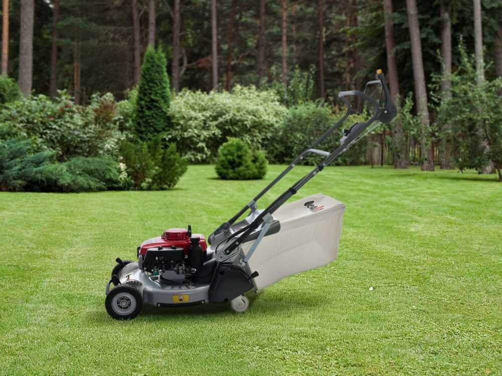KAAZ LM 5360 HXAR PRO HS Benzin-Rasenmäher – 53 cm Schnittbreite – Heckantrieb – mit Fangkorb – Ansicht 2