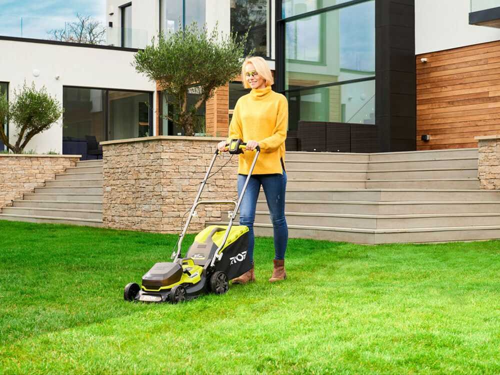 Ryobi Hybrid RY18LMH37A-250 Akku-Rasenmäher – 37 cm Schnittbreite – zum Schieben – mit Fangkorb – Ansicht 2