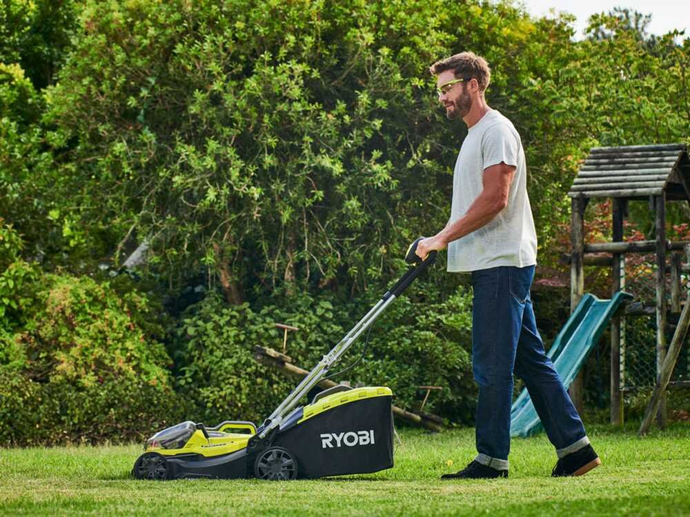 Ryobi Hybrid RY18LMH37A-250 Akku-Rasenmäher – 37 cm Schnittbreite – zum Schieben – mit Fangkorb – Ansicht 3