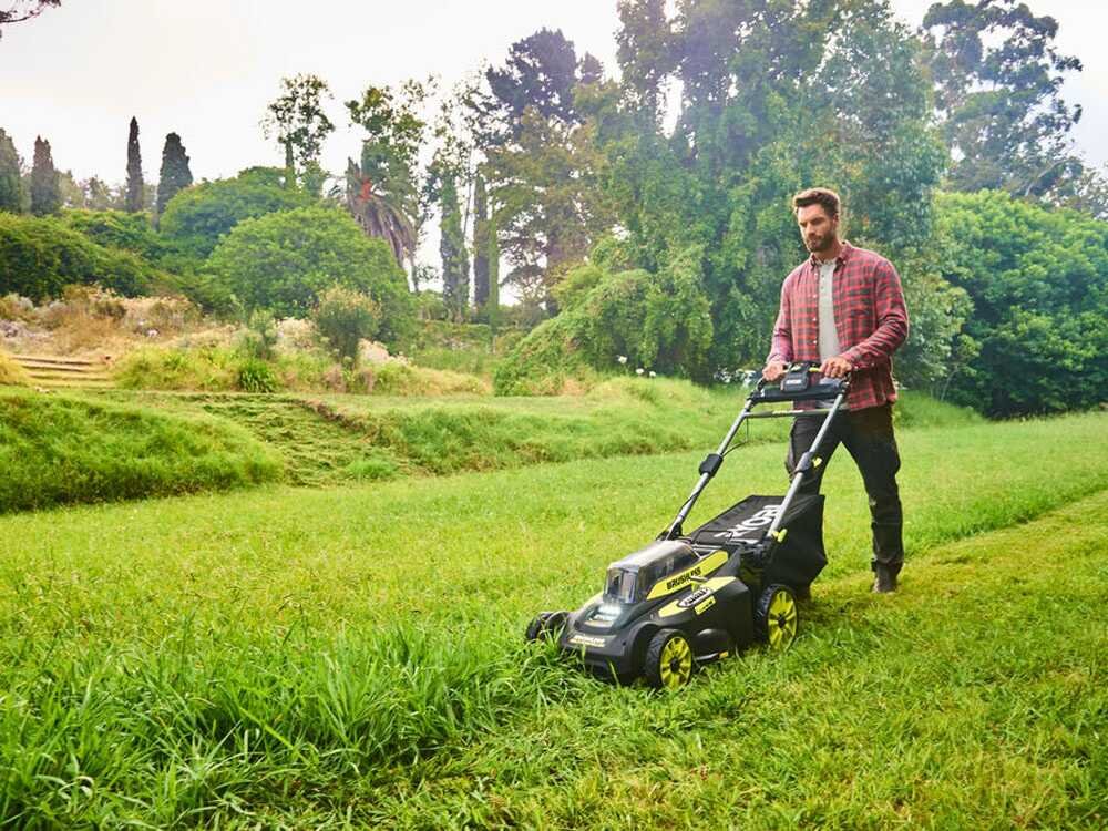RYOBI RY36LMX51A-160 Akku-Rasenmäher – 51 cm Schnittbreite – mit Radantrieb – mit Fangkorb – Ansicht 3