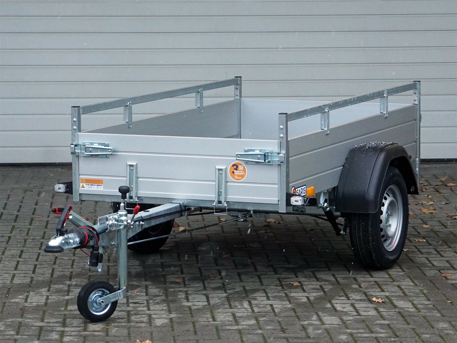 Saris Kastenanhänger MP 205 113 1000 1 – Ladefläche 205 × 113 cm – 1000 kg – Einachser – Ansicht 1