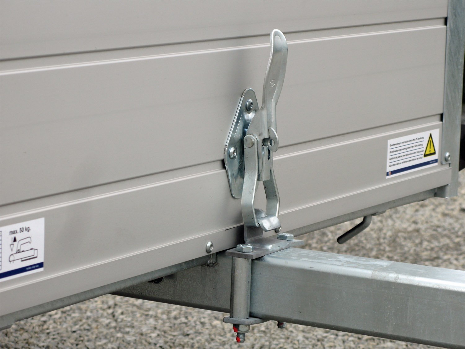 Saris Kastenanhänger MP 205 113 750 1 – kippbar – Ladefläche 205 × 113 cm – 750 kg – Einachser – Ansicht 4