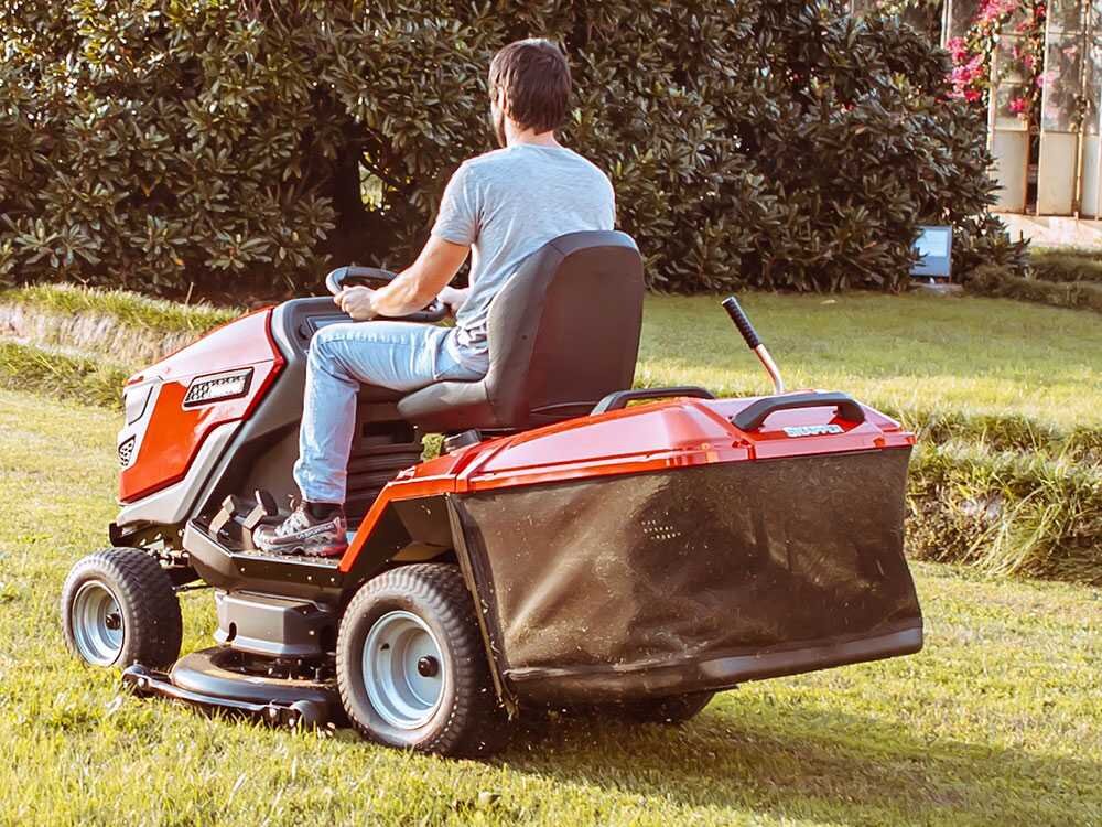 Snapper RPX92 Rasentraktor – 122 cm Schnittbreite – Hydrostatik – Fangkorb 380 l – Ansicht 2