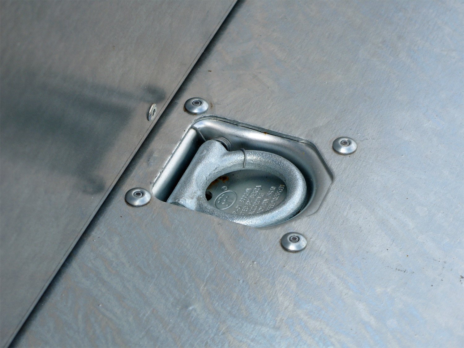 STEMA 3-Seiten-Kipper SHDK 35-36-18.2B TRIUS Zink – Stahllbechbordwand verzinkt – Ladefläche 362 × 183 cm – 3500 kg – Tandemachser – Ansicht 5