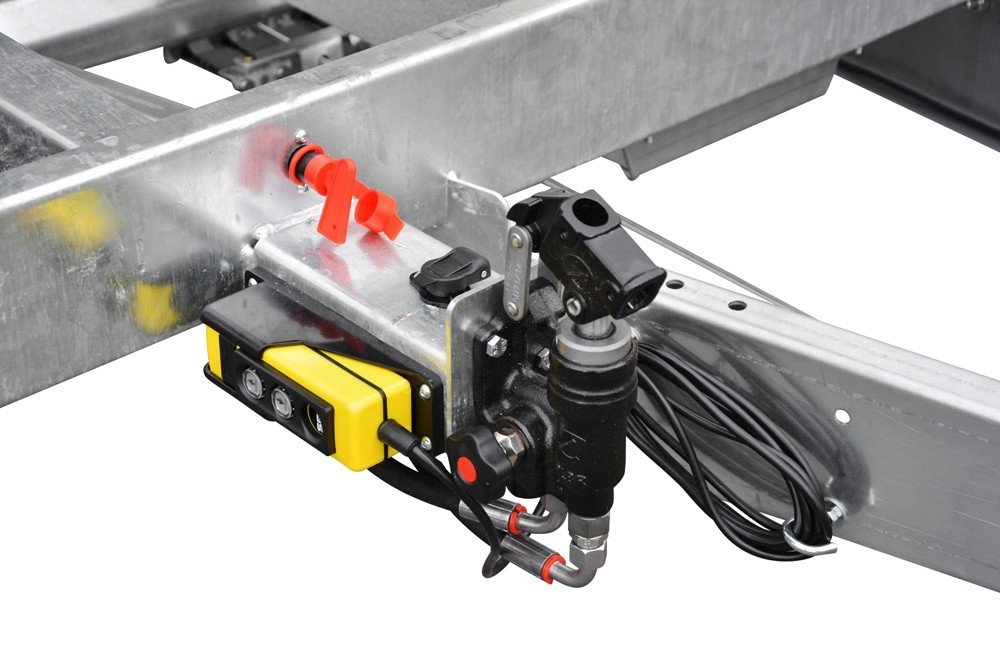 STEMA 3-Seiten-Kipper SHDK O2 35-40-20.3B TRIUS TRIDEM – 2 mm StahlBW 3 achsig – Ladefläche 402 × 204 cm – 3500 kg – 3-Achser – Ansicht 2