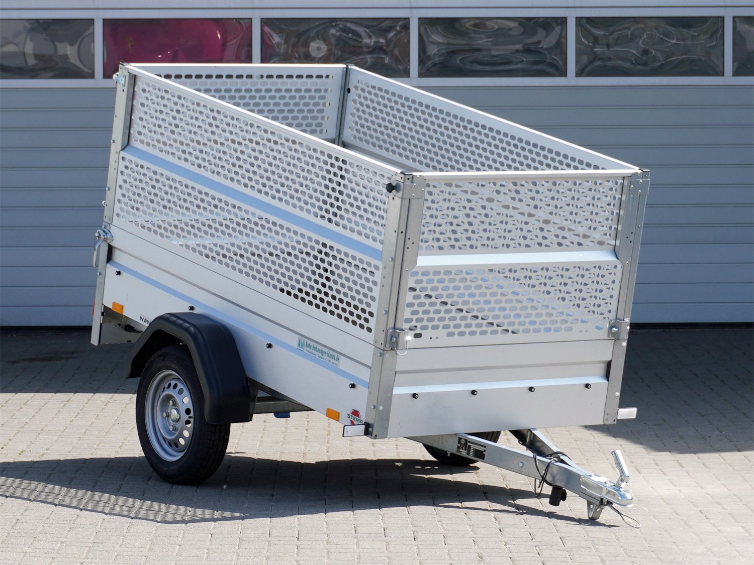 STEMA Kastenanhänger FT 7.5-20-10.1B – Gitteraufsatz – Ladefläche 201 × 108 cm – 750 kg – Einachser – Ansicht 1