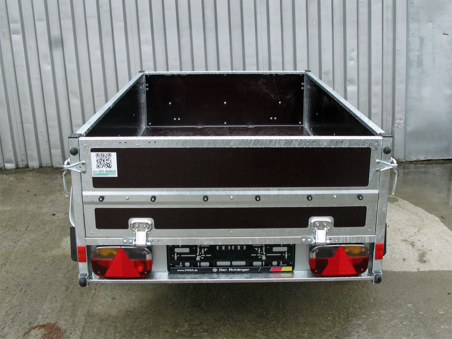 STEMA Kastenanhänger HZ 7.5-20-12.1 C Woodoxx – Holzanhänger mit Hochplane – Ladefläche 201 × 115 cm – 750 kg – Einachser – Ansicht 4