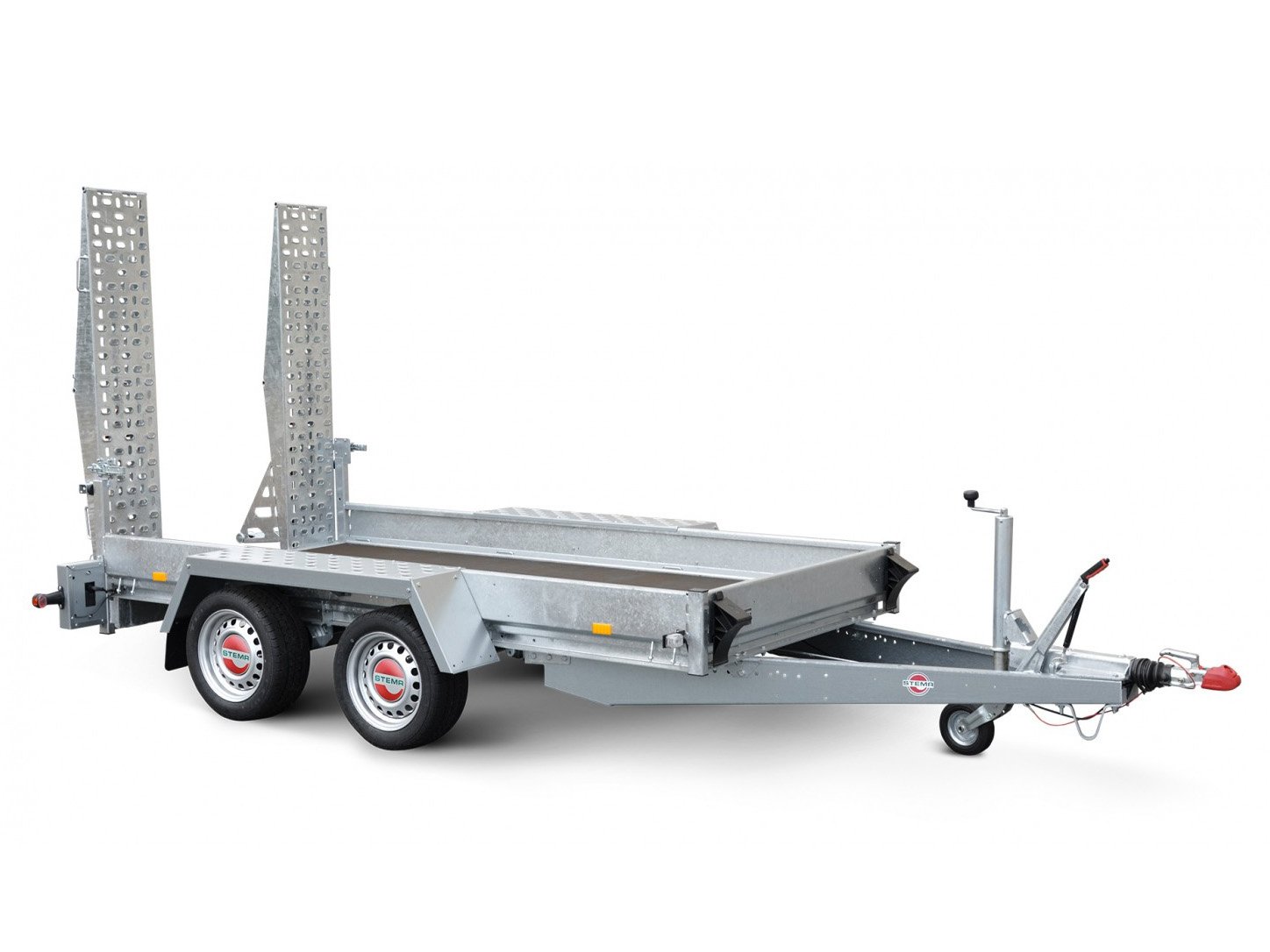 STEMA Maschinentransporter BMAT O2 27-30-14.2 – Kompakt nur 1400 mm Innenbreite – Ladefläche 301 × 140 cm – 2700 kg – Tandemachser – Ansicht 1