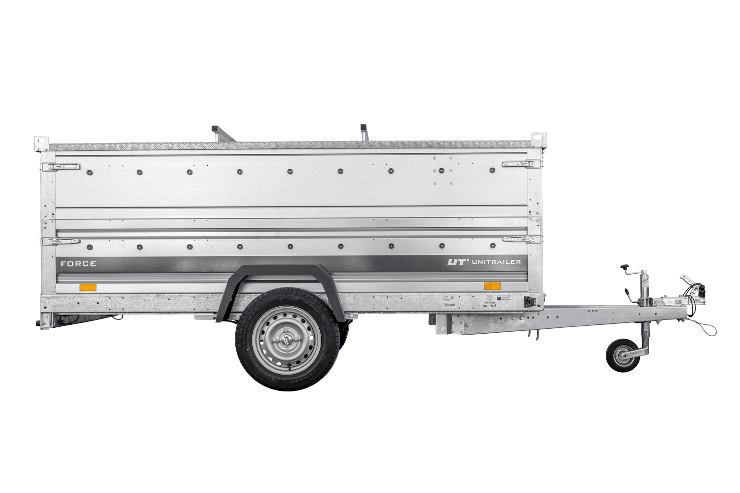 UNITRAILER Force 264/R KIPP – PKW-Anhänger 264,7 × 126 cm – 750 kg – Einachser – mit Blattfederung – mit geschweißtem Rahmen – Aluminiumhaube – Zusatzbordwände: zusätzliche Vollwand-Stahlbordwände – Ansicht 4