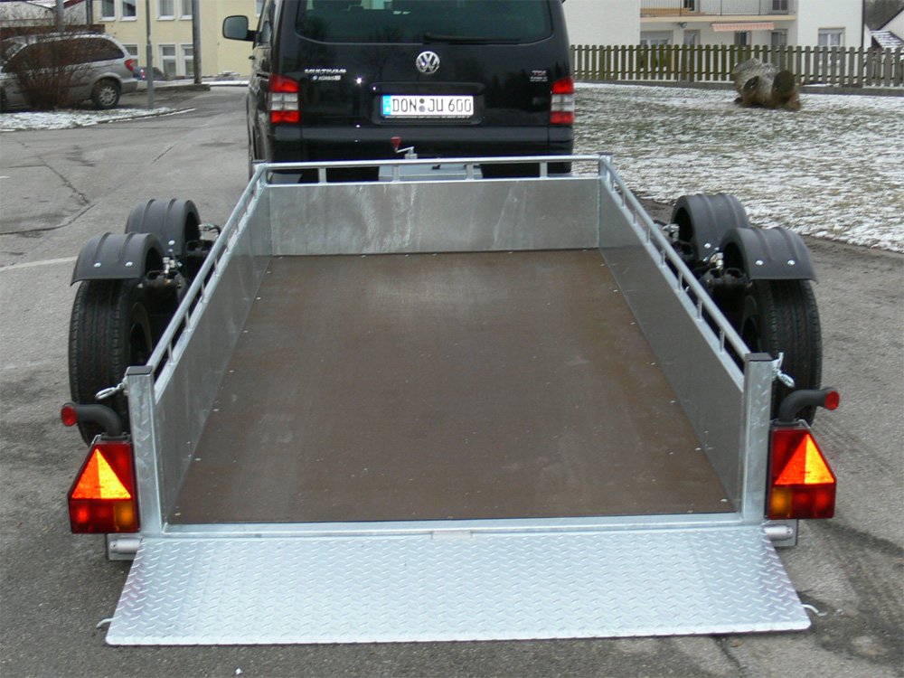 Unsinn Absenkanhänger UAG 2515-30-14 – Absenkanhänger – Ladefläche 250 × 150 cm – 3000 kg – Tandemachser – Ansicht 4