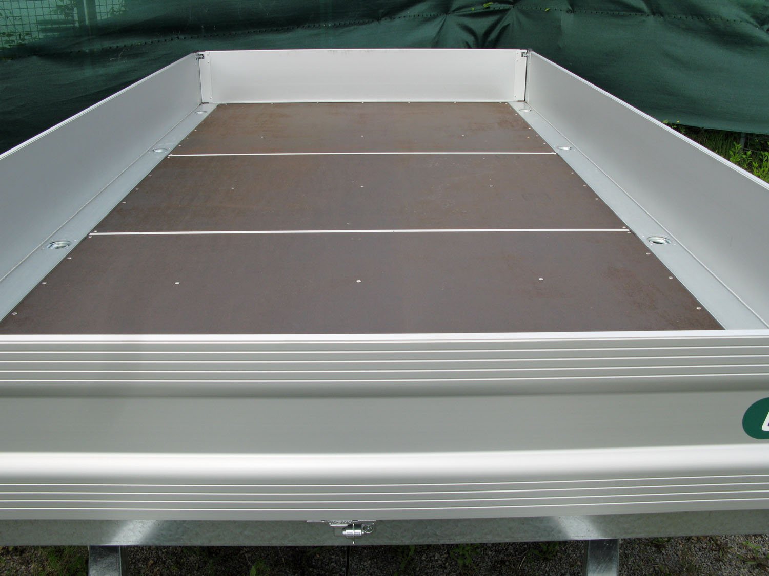 Unsinn Pritschenhochlader UH 4222-35-14 – Ladefläche 426 × 204 cm – 3500 kg – Tandemachser – Ansicht 3