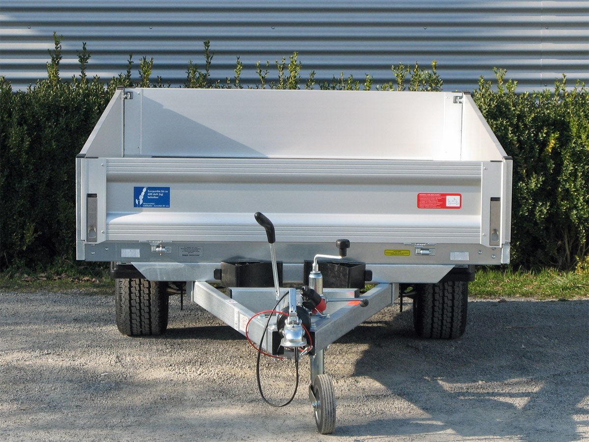 Unsinn Pritschenhochlader WEB 20 H 2315-13-10 – Alubordwände – Ladefläche 230 × 150 cm – 1300 kg – Einachser – Ansicht 2