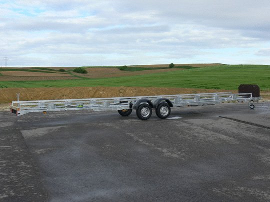 Unsinn Rohranhänger UR 10513-26-14 – Rohranhänger – 2600 kg – Tandemachser – Ansicht 1