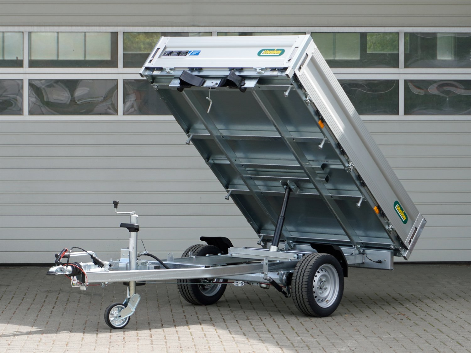 Unsinn Rückwärtskipper UHK Profi 2315-15-13 – Pumpless, 100km/h, 350 mm Bordwände – Ladefläche 230 × 150 cm – 1500 kg – Einachser – Ansicht 1