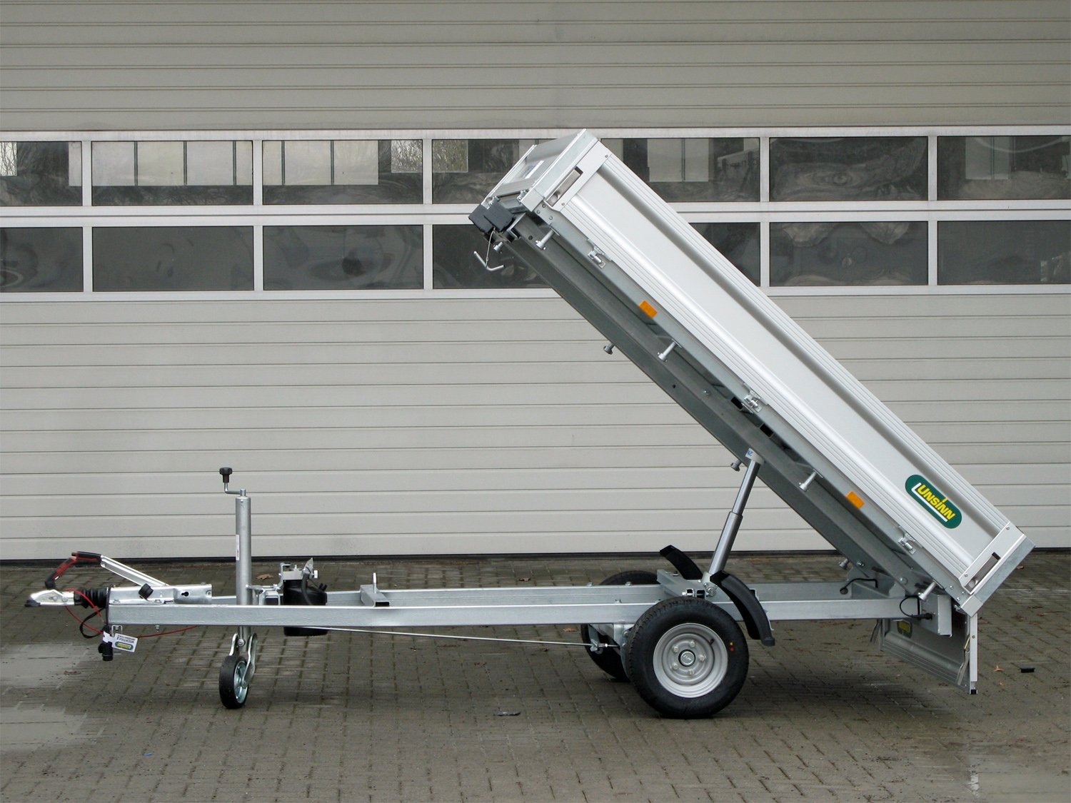 Unsinn Rückwärtskipper WEB 30 HK 2315-13-10 – Spinnlock, Pumpless System – Ladefläche 230 × 150 cm – 1300 kg – Einachser – Ansicht 2